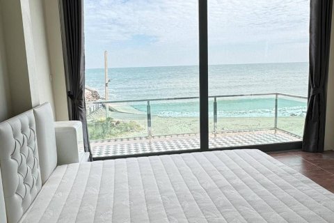 Villa in Cha-am, Thailand 4 bedrooms № 138451 - photo 15