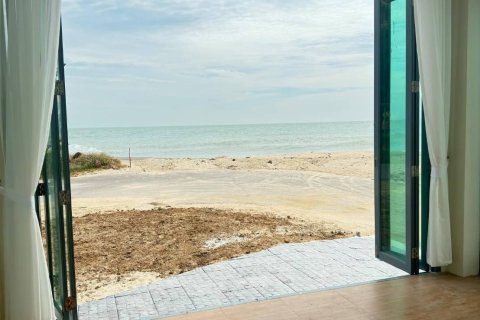 Villa in Cha-am, Thailand 4 bedrooms № 138451 - photo 14