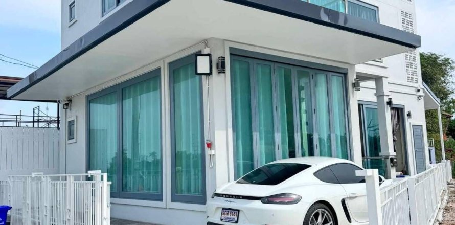 Villa in Cha-am, Thailand 4 bedrooms № 138451