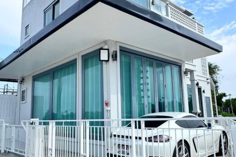 Villa in Cha-am, Thailand 4 bedrooms № 138451 - photo 4