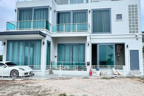 Villa in Cha-am, Thailand 4 bedrooms № 138451 - photo 5