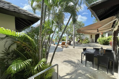 Villa in Ko Samui, Thailand 3 bedrooms № 138447 - photo 19
