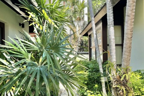 Villa in Ko Samui, Thailand 3 bedrooms № 138447 - photo 23