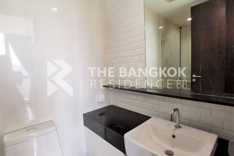 Condo in Bangkok, Thailand, 1 bedroom № 184908 - photo 4
