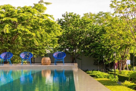 Townhouse in Bang Kaeo, Thailand 3 bedrooms № 155204 - photo 22