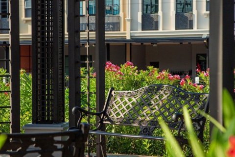 Townhouse in Bang Kaeo, Thailand 3 bedrooms № 155204 - photo 21