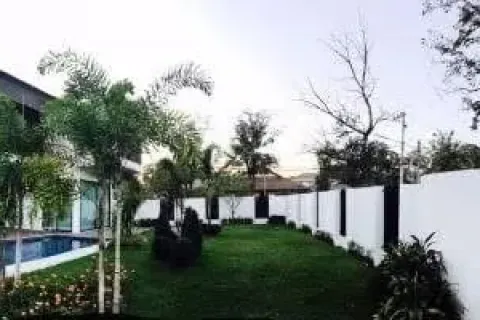 Villa in Hang Dong, Thailand 4 bedrooms № 155210 - photo 15