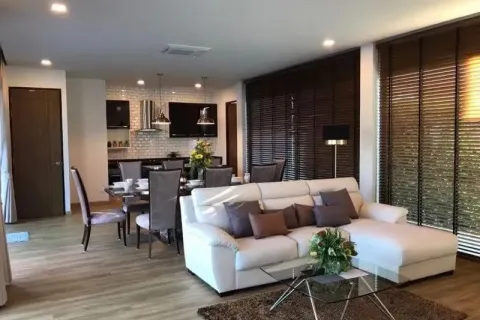 Villa in Hang Dong, Thailand 4 bedrooms № 155210 - photo 14