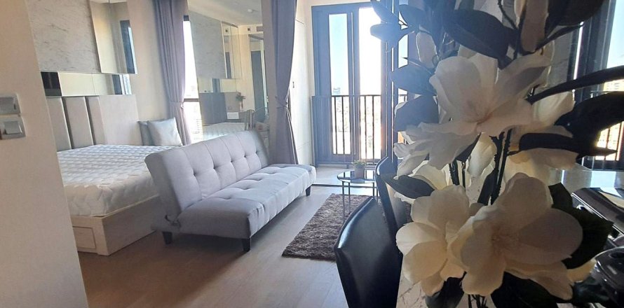 Studio dans le Condo à Watthana, Bangkok, Thaïlande  № 153266