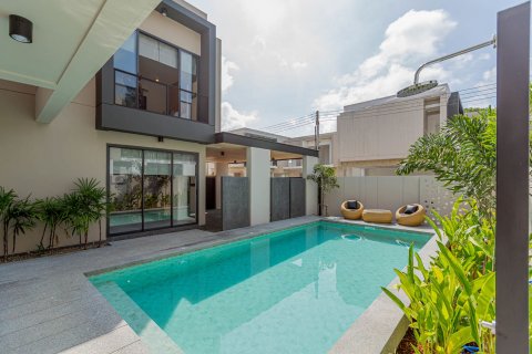 Villa in Chiang Mai, Thailand 3 bedrooms № 169676 - photo 2