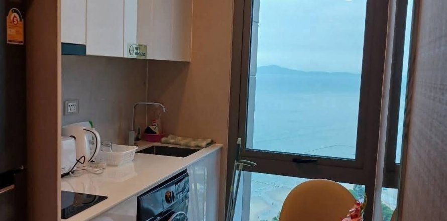 Квартира в Паттайе, Таиланд с 2 комнатами  № 169673