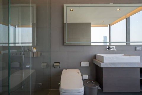 Condo in Sathon, Bangkok, Thailand, 2 bedrooms  № 156317 - photo 11