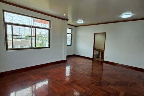 Дом в Бангкоке, Таиланд с 6 спальнями  № 162146 - фото 28