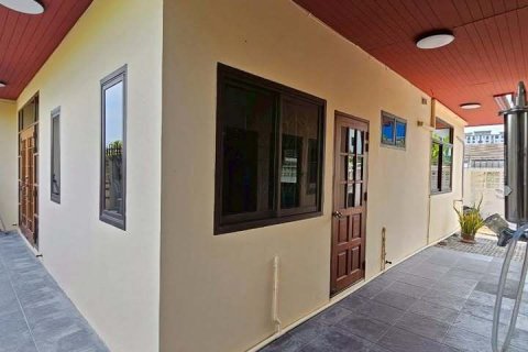 Дом в Бангкоке, Таиланд с 6 спальнями  № 162146 - фото 30