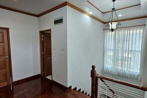 Дом в Бангкоке, Таиланд с 6 спальнями  № 162146 - фото 19