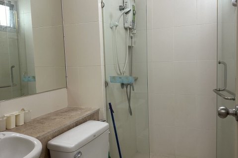 Condo in Samut Prakan, Thailand, 2 bedrooms  № 154287 - photo 5