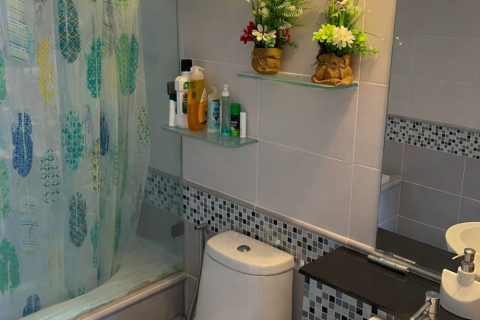 Condo in Khlong Toei, Bangkok, Thailand, 3 bedrooms № 154284 - photo 18