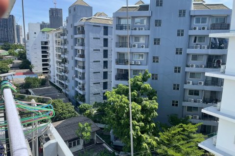 Condo à Khlong Toei, Bangkok, Thaïlande, 3 chambres  № 154284 - photo 17