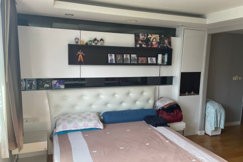 Condo à Khlong Toei, Bangkok, Thaïlande, 3 chambres  № 154284 - photo 4