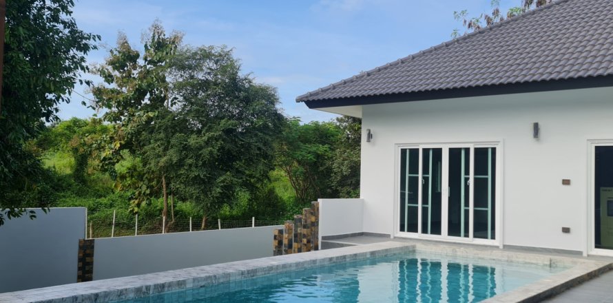 Villa in Chiang Rai, Thailand 3 bedrooms № 154283