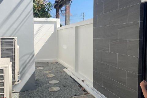 Villa in Phuket, Thailand 3 bedrooms № 154408 - photo 20