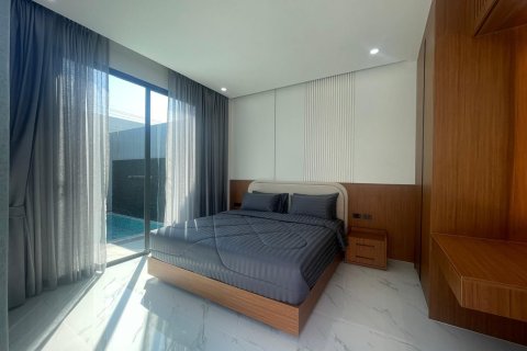 Villa in Phuket, Thailand 3 bedrooms № 154408 - photo 16
