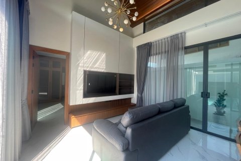 Villa in Phuket, Thailand 3 bedrooms № 154408 - photo 6