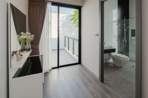 House in Chiang Mai, Thailand 4 bedrooms № 119989 - photo 15