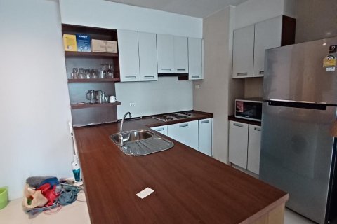 Condo in Watthana, Bangkok, Thailand, 2 bedrooms  № 151219 - photo 2