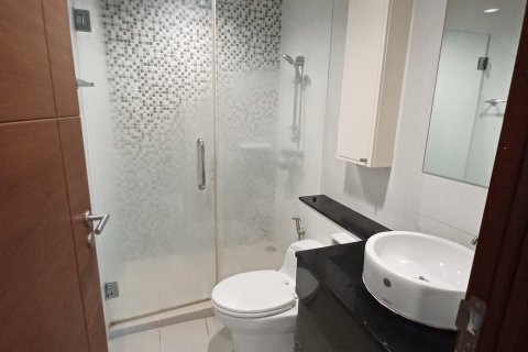 Condo in Watthana, Bangkok, Thailand, 2 bedrooms  № 151219 - photo 4