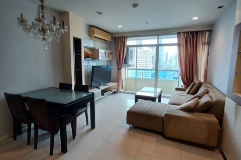 Condo in Watthana, Bangkok, Thailand, 2 bedrooms  № 151219 - photo 1
