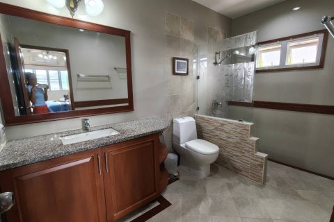 Вилла в Хуа Хине, Таиланд с 4 спальнями  № 151220 - фото 15