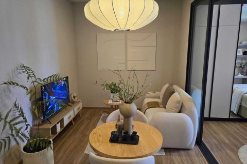 Studio in the Condo in Huai Khwang, Bangkok, Thailand  № 169282 - photo 2