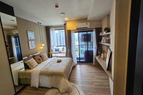 Studio in the Condo in Huai Khwang, Bangkok, Thailand  № 169282 - photo 3