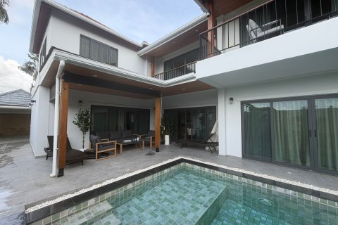 Villa in Phuket, Thailand 3 bedrooms № 169285 - photo 1