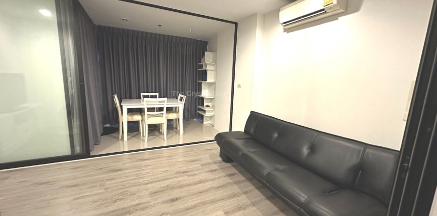 Condo in Samut Prakan, Thailand, 2 bedrooms  № 169286