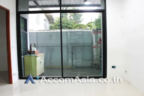 Reihenhaus in Watthana, Bangkok, Thailand 4 Schlafzimmer № 215807 - Foto 9