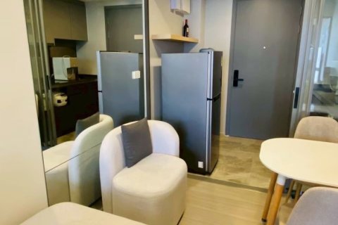 Кондоминиум с 2 спальнями в Ваттхане, Бангкок, Таиланд № 155809 - фото 3