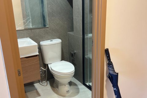 Кондоминиум с 2 спальнями в Бангкапи, Бангкок, Таиланд № 155811 - фото 2