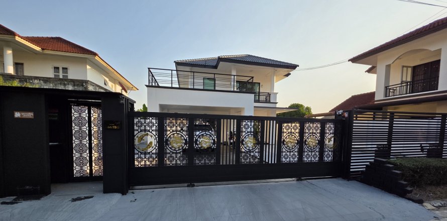 Villa in Ban Chang, Thailand 3 bedrooms № 155813