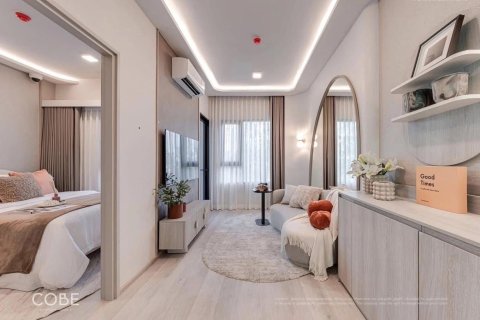 Студия в кондо в Хуай Кванге, Бангкок, Таиланд № 159130 - фото 2