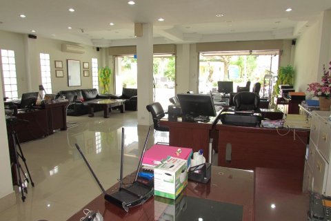 Townhouse in Pattaya, Thailand 5 bedrooms № 163480 - photo 11