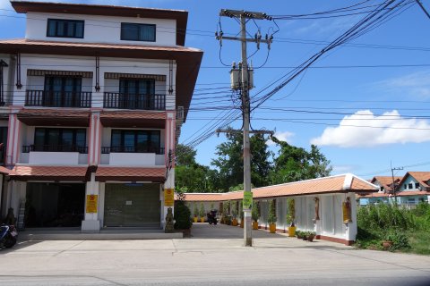 Townhouse in Pattaya, Thailand 5 bedrooms № 163480