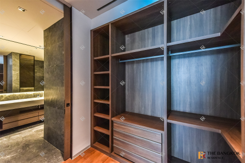 Condo in Bangkok, Thailand, 2 bedrooms № 209896 - photo 8