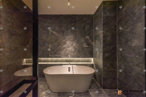 Condo in Bangkok, Thailand, 2 bedrooms № 209896 - photo 6