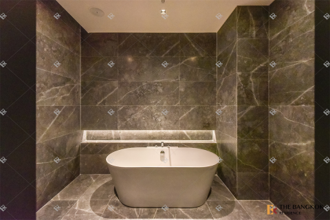 Condo in Bangkok, Thailand, 2 bedrooms  № 209895 - photo 6