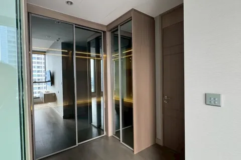 Condo in Huai Khwang, Bangkok, Thailand, 2 bedrooms  № 163499 - photo 6