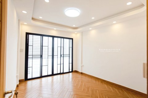 Таунхаус в Бангкоке, Таиланд с 4 спальнями  № 158392 - фото 7