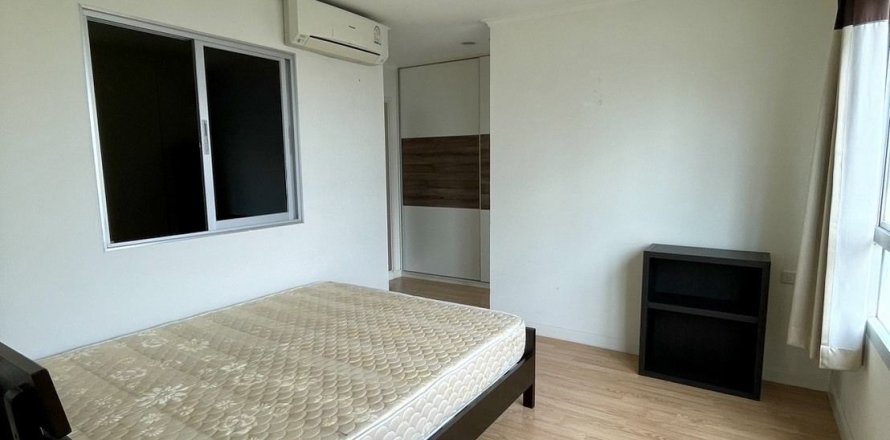 Condo in Bang Phlat, Bangkok, Thailand, 2 bedrooms  № 158386