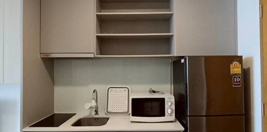 Студия в кондо в Банг Раке, Бангкок, Таиланд № 158391